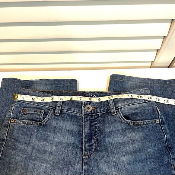 Tommy Hilfiger Womens Jeans Size 4S Hope Bootcut Medium Wash Denim - Picture 11 of 12